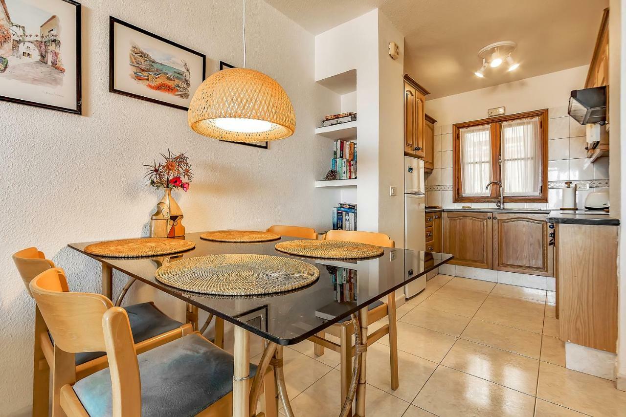 First Line Beach Front 2 Bedroom Apartment Los Gigantes Santiago Del Teide Ngoại thất bức ảnh